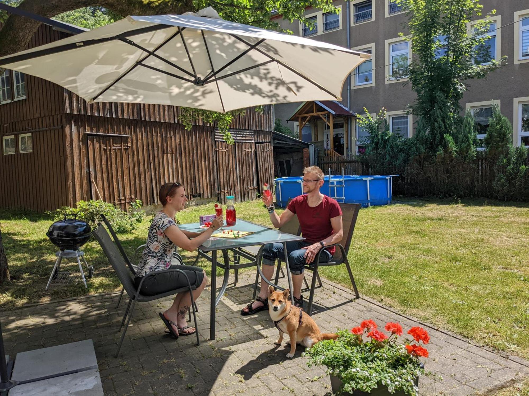 H2 - Urlaubsmagie - Garten, Pool, Terrasse, Grill Sebnitz Esterno foto