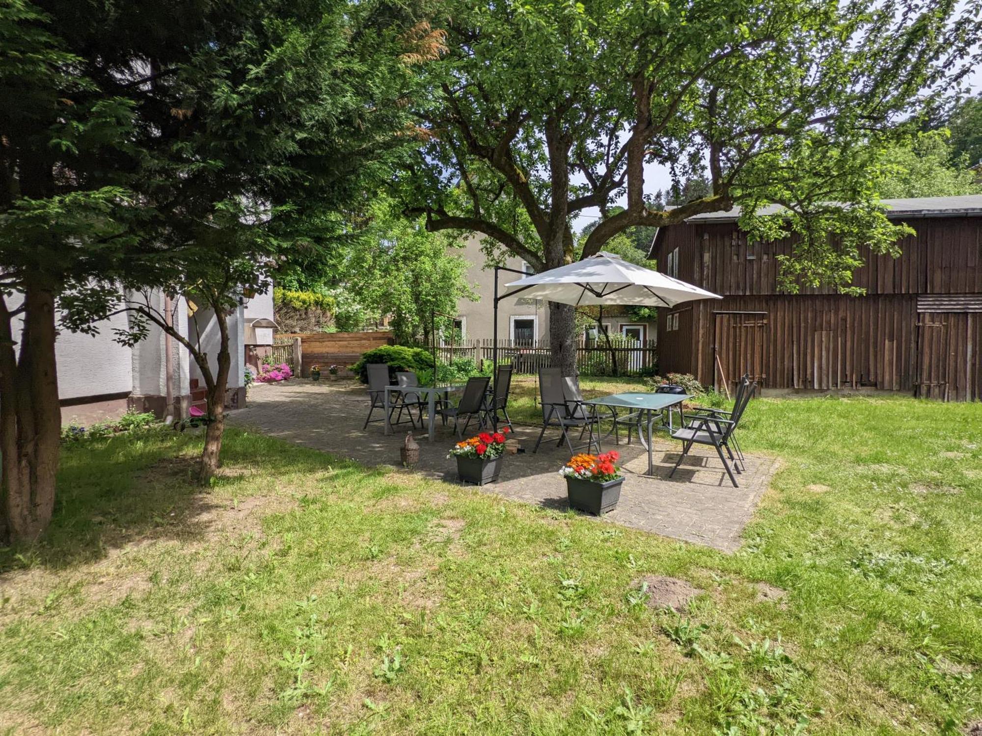 H2 - Urlaubsmagie - Garten, Pool, Terrasse, Grill Sebnitz Esterno foto